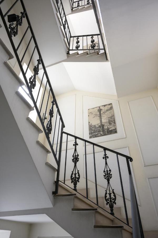 Casa Violante Luxury Apartment Рим Екстер'єр фото